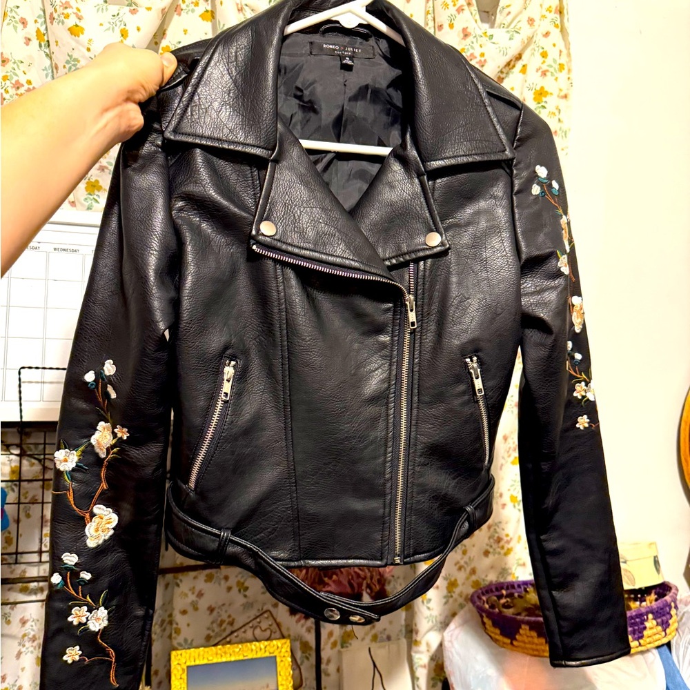 Beautiful black vegan leather Romeo & Juliet couture small jacket